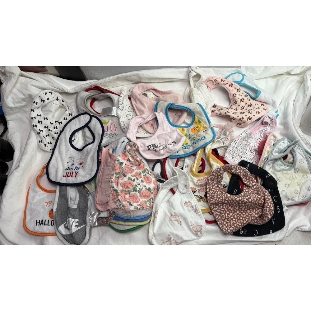 40+ baby bibs